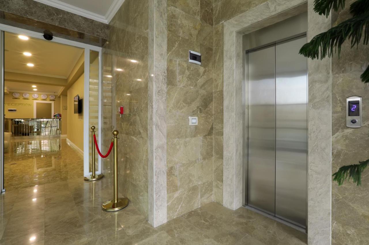 Rusel Hotel